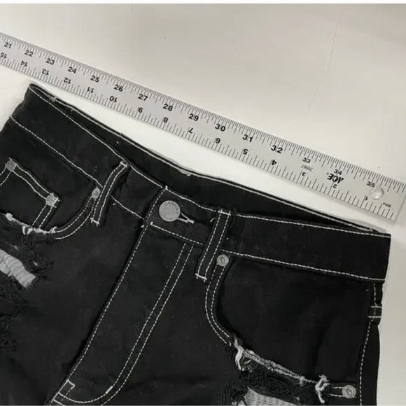 Carmar Shorts Womens 25 Black High Rise Distressed Denim Cutoff Made USA 0115228 - Picture 5 of 8